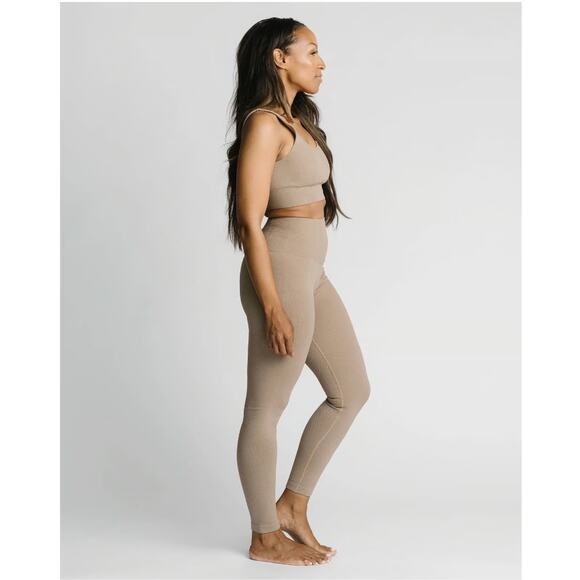 Zyia Taupe Firm Free Seamless 7/8 Textured Leggings Size Small Athletic Outdoors - Picture 9 of 9